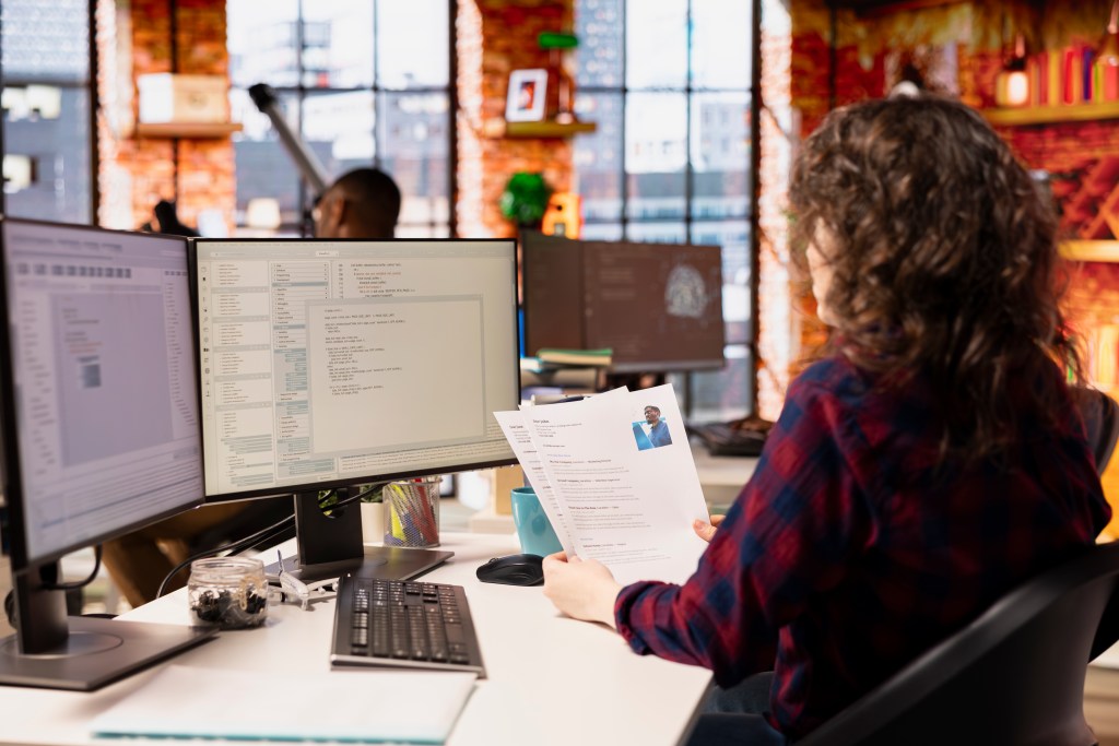 How to Build a Prospecting List Using First-Party Data Only