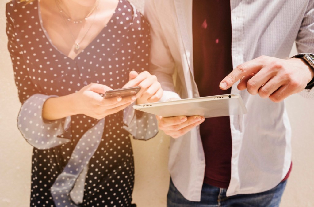 Collecting Contacts and Building Relationships
